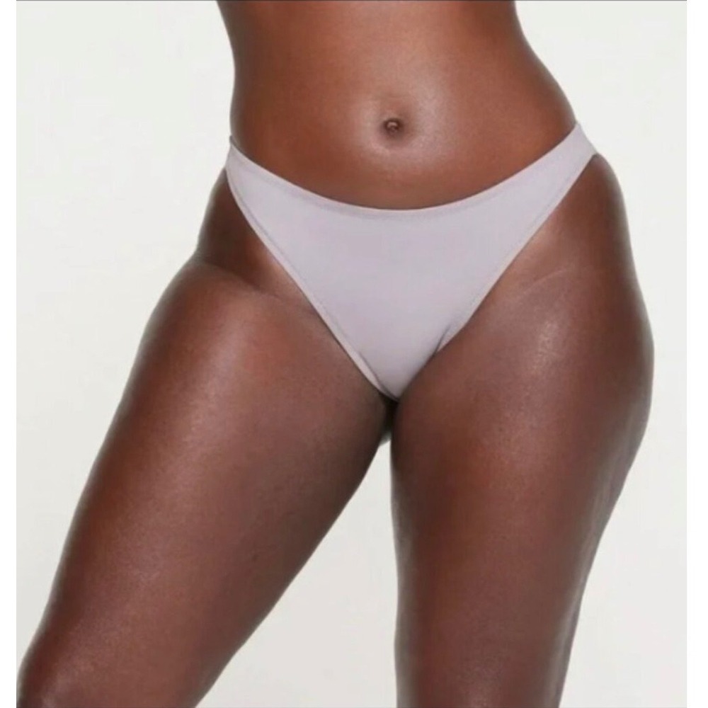 SKIMS Recycled Swim Mid Coverage Bikini Bottom Chrome Silver‎ Size M